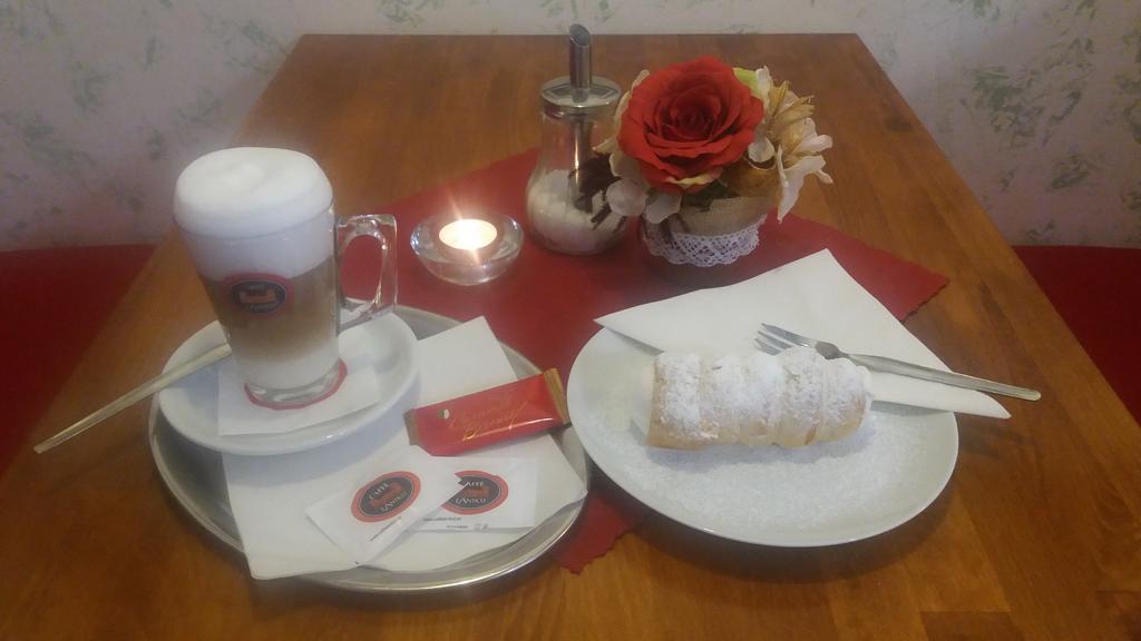 Penzion A Wellness U Trebonske Madony Экстерьер фото