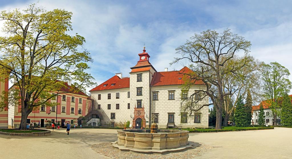 Penzion A Wellness U Trebonske Madony Экстерьер фото